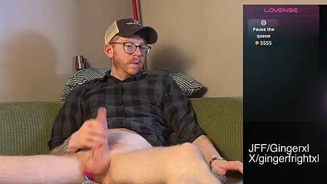 Gingerxl8 online show from May 21, 2026, 8:39 pm