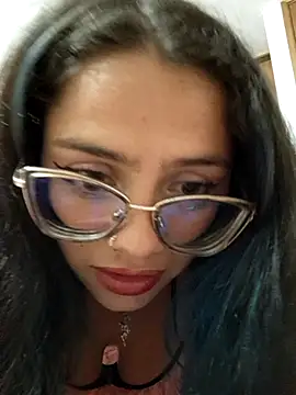 Hanna Fox28 online show from February 3, 2026, 12:32 am