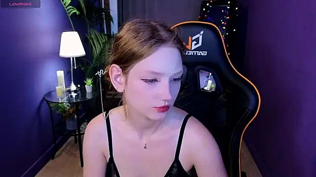 Your lilith  online show from June 18, 2026, 6:01 am
