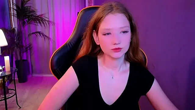 Your lilith  online show from May 4, 2026, 6:17 am