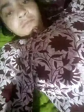 Nasrjfjfjy5578 online show from March 5, 2026, 9:43 pm