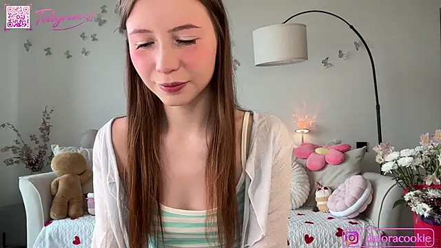 Snapshot of delorathecookiee chatting on July 16, 2026, 7:05 am delorathecookiee online show from July 16, 2026, 7:05 am