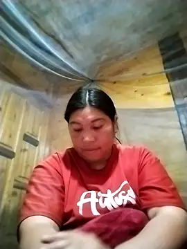 Snapshot of kussecka chatting on February 14, 2026, 2:45 am kussecka online show from February 14, 2026, 2:45 am