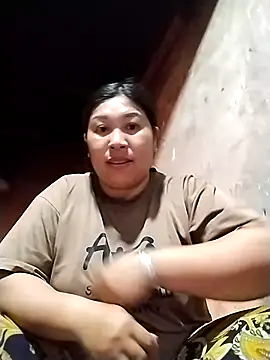 Snapshot of kussecka chatting on March 16, 2026, 11:47 am kussecka online show from March 16, 2026, 11:47 am