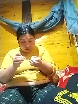 Snapshot of kussecka chatting on February 25, 2026, 6:57 am kussecka online show from February 25, 2026, 6:57 am