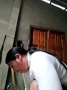 Snapshot of kussecka chatting on March 1, 2026, 3:39 am kussecka online show from March 1, 2026, 3:39 am