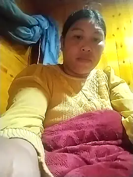 Snapshot of kussecka chatting on March 4, 2026, 6:43 am kussecka online show from March 4, 2026, 6:43 am