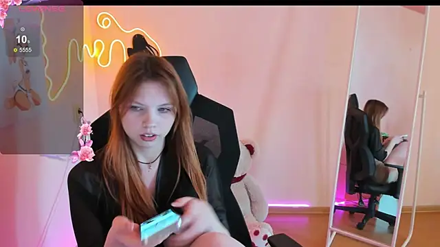 EmberVexen online show from March 15, 2026, 7:04 am