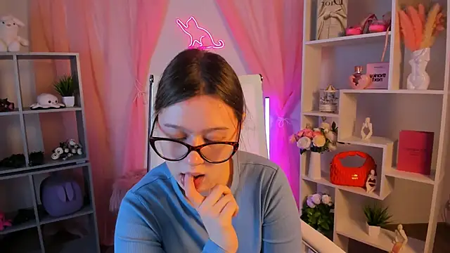 CelestineMauriac online show from February 16, 2026, 3:32 pm