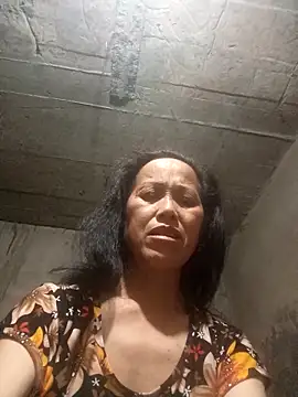 yoyosexy11 online show from April 1, 2026, 4:48 pm