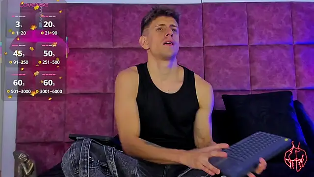 Snapshot of Jasper__jones chatting on March 4, 2026, 3:47 am Jasper jones online show from March 4, 2026, 3:47 am