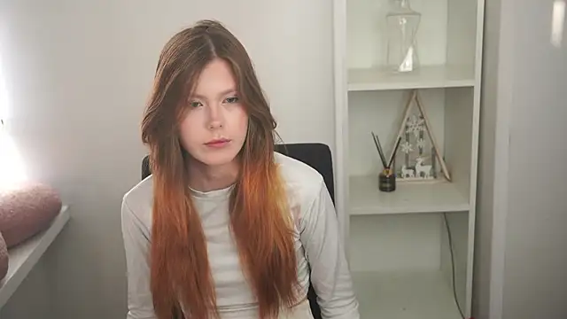 Snapshot of MarnieWootan chatting on March 16, 2026, 5:04 am MarnieWootan online show from March 16, 2026, 5:04 am