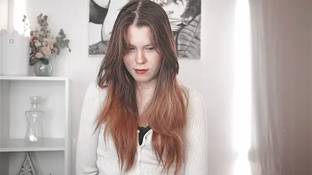 Snapshot of MarnieWootan chatting on March 12, 2026, 4:18 am MarnieWootan online show from March 12, 2026, 4:18 am