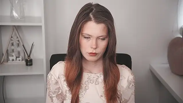 Snapshot of MarnieWootan chatting on February 24, 2026, 4:35 am MarnieWootan online show from February 24, 2026, 4:35 am