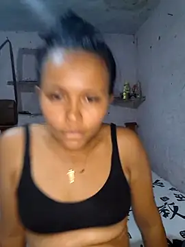 Daniela Cruz  online show from March 12, 2026, 7:29 pm