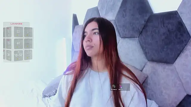 DulceJones online show from February 2, 2026, 8:30 pm