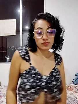 Snapshot of Shanthal-99 chatting on March 23, 2026, 4:45 am Shanthal-99 online show from March 23, 2026, 4:45 am