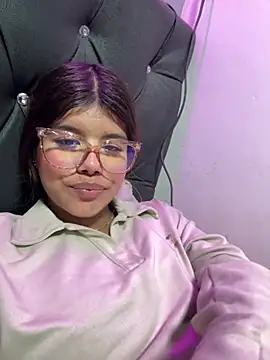 SidneyBrownn  online show from March 24, 2026, 3:50 am