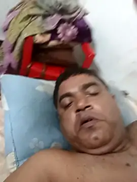 Snapshot of deshilnd chatting on July 4, 2026, 8:24 pm deshilnd online show from July 4, 2026, 8:24 pm