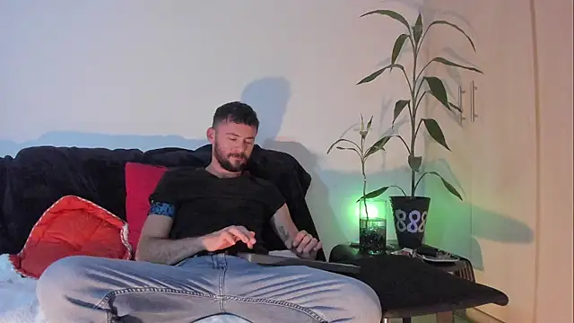 Erickpritz xh online show from May 9, 2026, 1:53 am