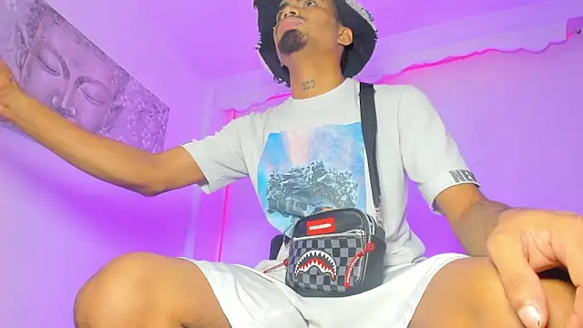 Rpoolrboy online show from June 18, 2026, 5:06 am