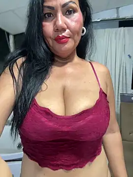 Savage-milf online show from March 21, 2026, 11:41 pm
