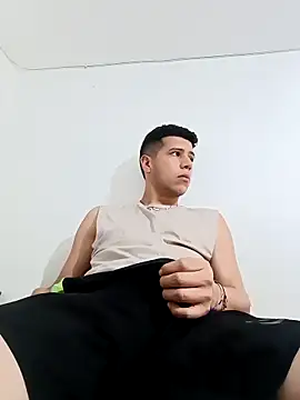 Andrew18ramirez online show from February 9, 2026, 7:45 pm