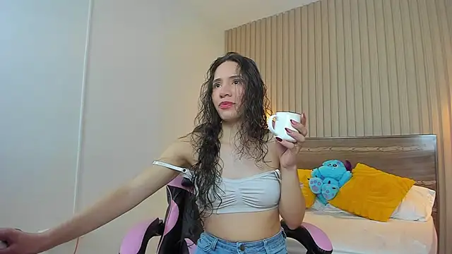 valeryn  rosse online show from July 21, 2026, 11:28 pm