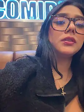 Snapshot of Violetta_pinkk1 chatting on March 19, 2026, 3:39 am Violetta pinkk1 online show from March 19, 2026, 3:39 am