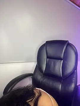 Snapshot of Violetta_pinkk1 chatting on February 24, 2026, 3:51 am Violetta pinkk1 online show from February 24, 2026, 3:51 am