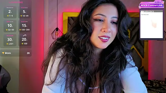 Snapshot of Luvienne chatting on March 20, 2026, 7:37 pm Luvienne online show from March 20, 2026, 7:37 pm