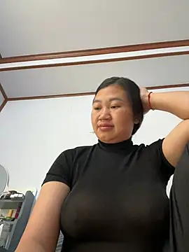 Puka2001 online show from February 3, 2026, 4:43 am