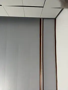 Puka2001 online show from February 25, 2026, 5:24 pm