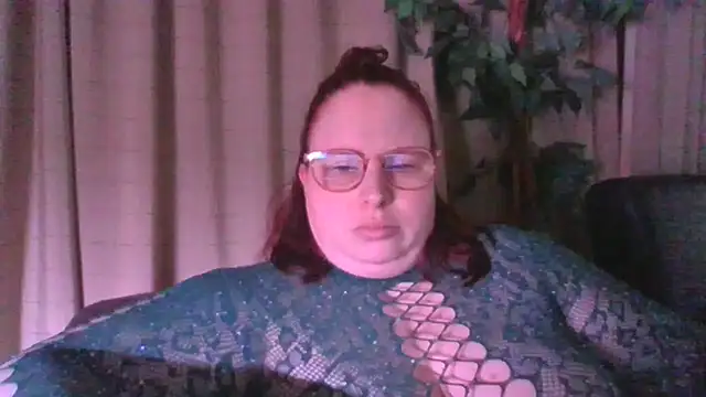 Snapshot of Sarahtjeuh_ chatting on March 8, 2026, 7:28 pm Sarahtjeuh online show from March 8, 2026, 7:28 pm