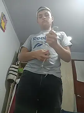 Andres medi32 online show from February 3, 2026, 6:22 am