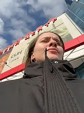 Snapshot of KishaMur chatting on March 21, 2026, 7:53 am KishaMur online show from March 21, 2026, 7:53 am