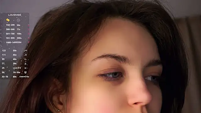 EffieHenri online show from March 9, 2026, 6:11 pm