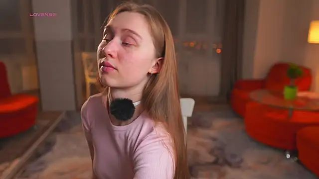 SharaNewbern online show from March 10, 2026, 2:32 pm