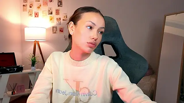 Snapshot of nexorine chatting on February 12, 2026, 1:22 pm nexorine online show from February 12, 2026, 1:22 pm