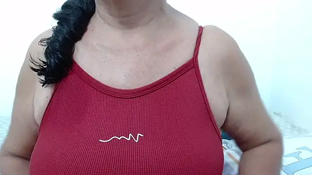 ElizabethMiler online show from June 28, 2026, 2:40 am