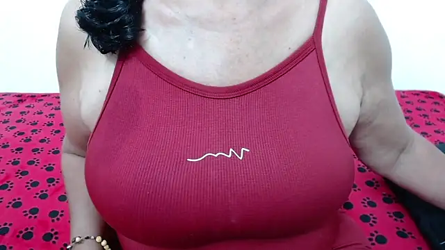 ElizabethMiler online show from June 12, 2026, 3:26 am