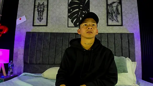 Snapshot of bliinkii_and_luka_ chatting on March 11, 2026, 1:27 pm bliinkii and luka online show from March 11, 2026, 1:27 pm