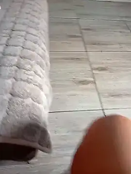 Snapshot of jhenyseducao chatting on February 27, 2026, 11:10 am jhenyseducao online show from February 27, 2026, 11:10 am