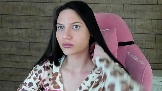 AliceVersal online show from April 28, 2026, 4:28 am