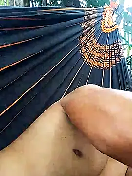 dilduarte26 online show from April 12, 2026, 5:38 pm