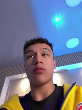 Dominik Souza online show from May 5, 2026, 9:18 pm