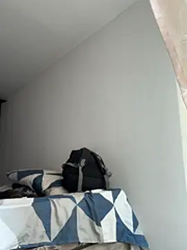 Snapshot of Dominik_Souza chatting on June 26, 2026, 4:13 pm Dominik Souza online show from June 26, 2026, 4:13 pm