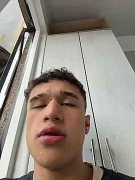 Snapshot of Dominik_Souza chatting on August 4, 2026, 6:12 pm Dominik Souza online show from August 4, 2026, 6:12 pm