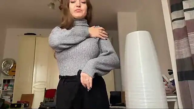 JenySimons online show from February 3, 2026, 9:47 am