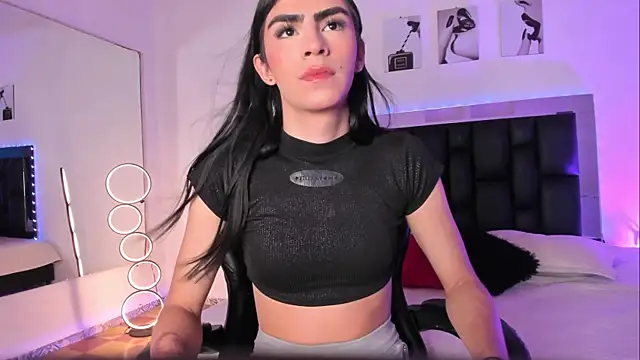 Isabella Moon9 online show from July 30, 2026, 11:42 am